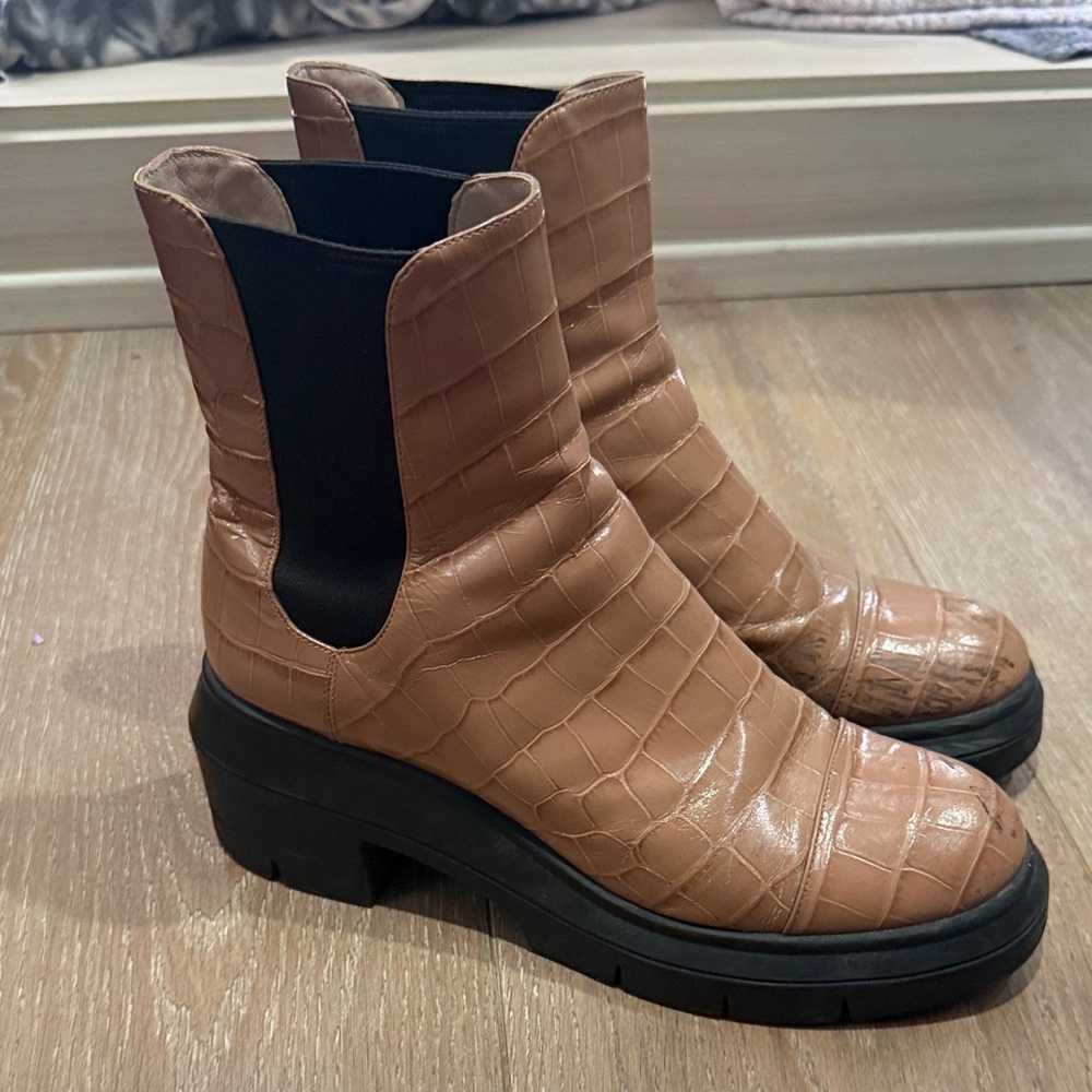Stuart Weitzman Boots